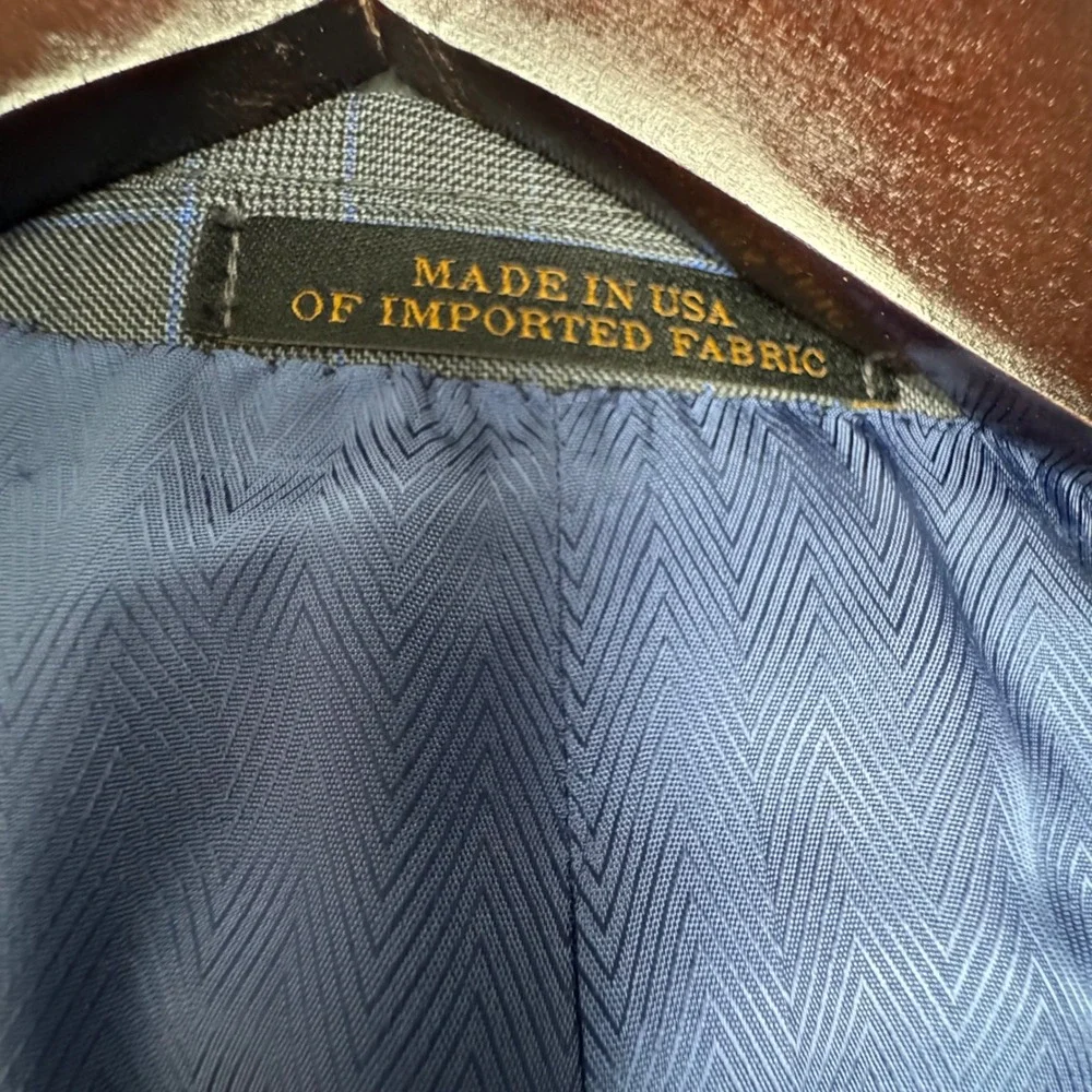 Jos A Bank Reserve Ermenegildo Zegna Wool Suit 46R 38R Grey Blue Plaid Made USA